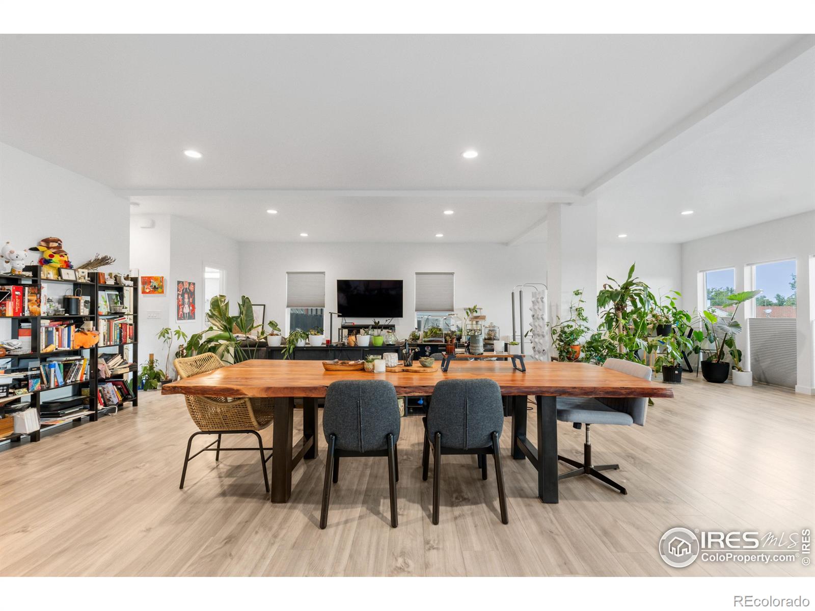 MLS Image #16 for 1400 w alaska place,denver, Colorado