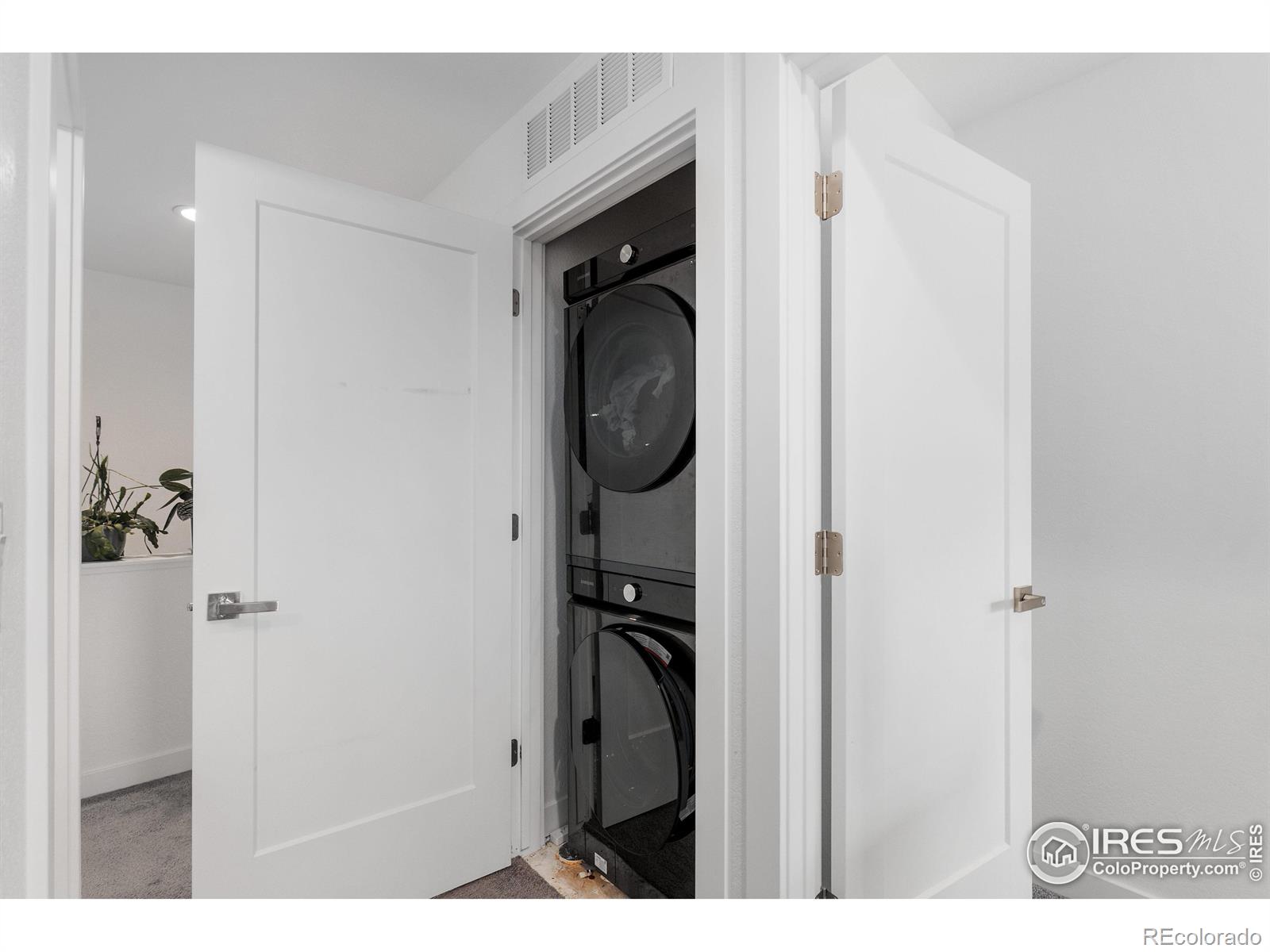 MLS Image #26 for 1400 w alaska place,denver, Colorado