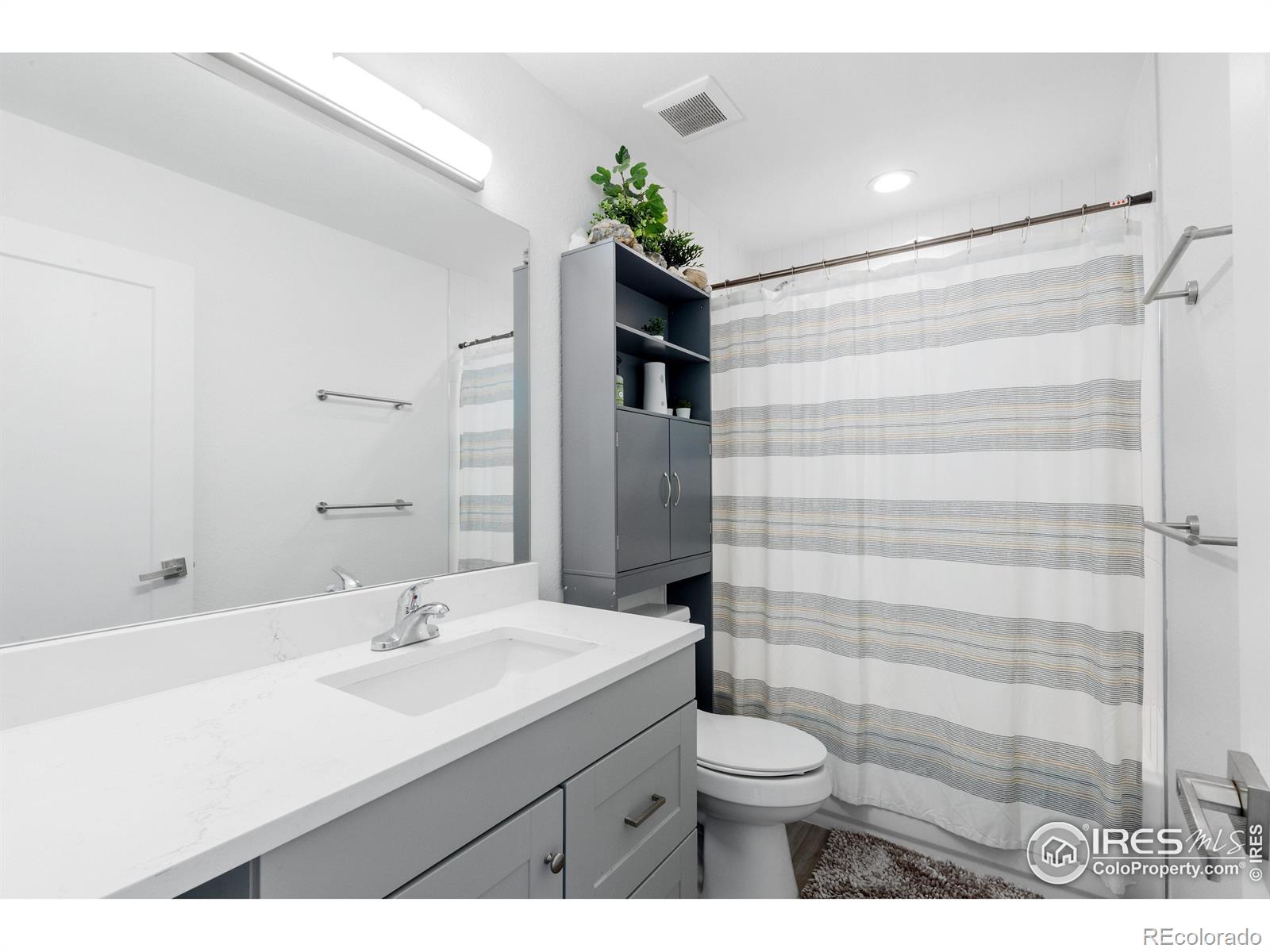 MLS Image #29 for 1400 w alaska place,denver, Colorado