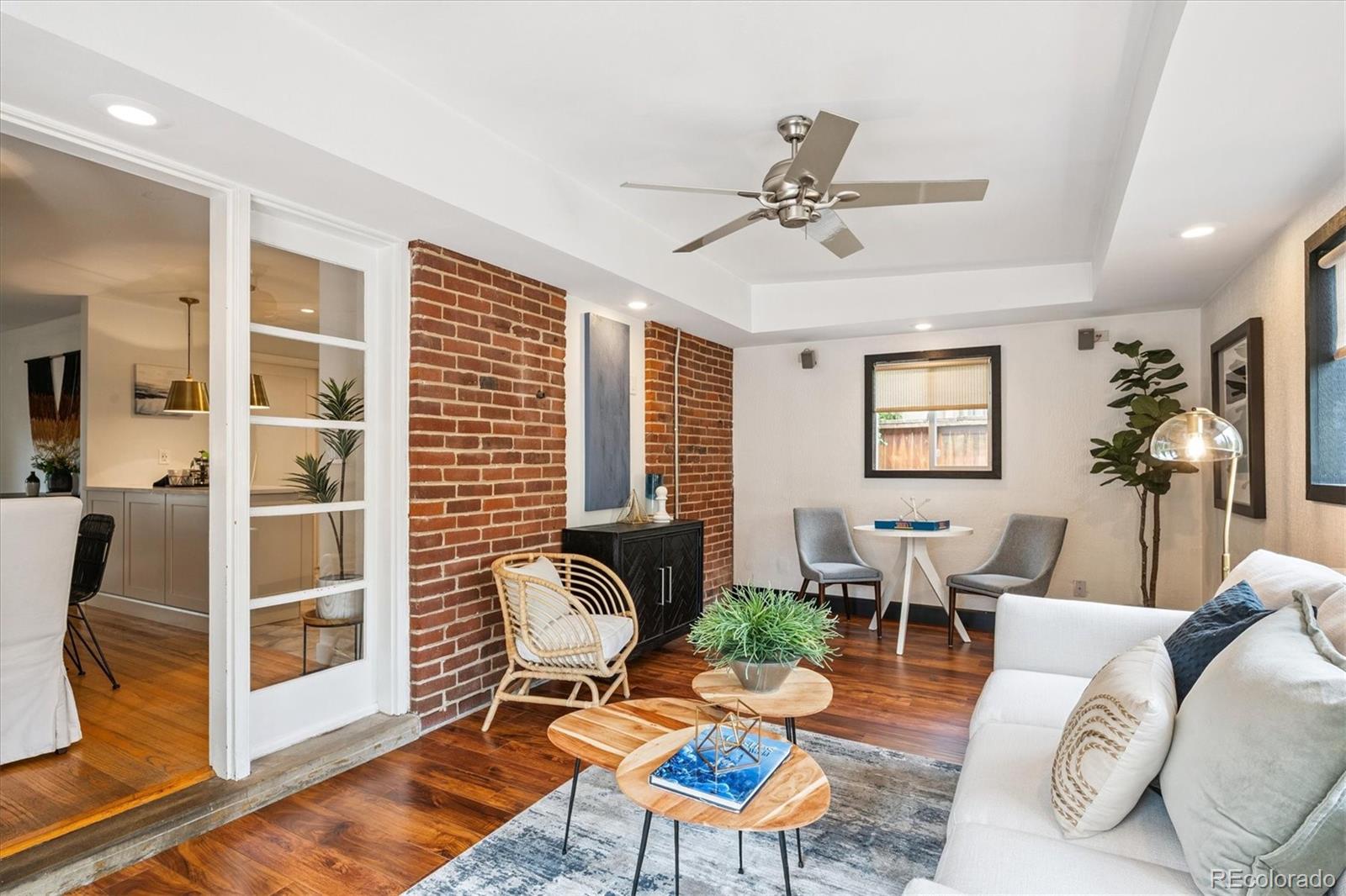MLS Image #10 for 938  krameria street,denver, Colorado