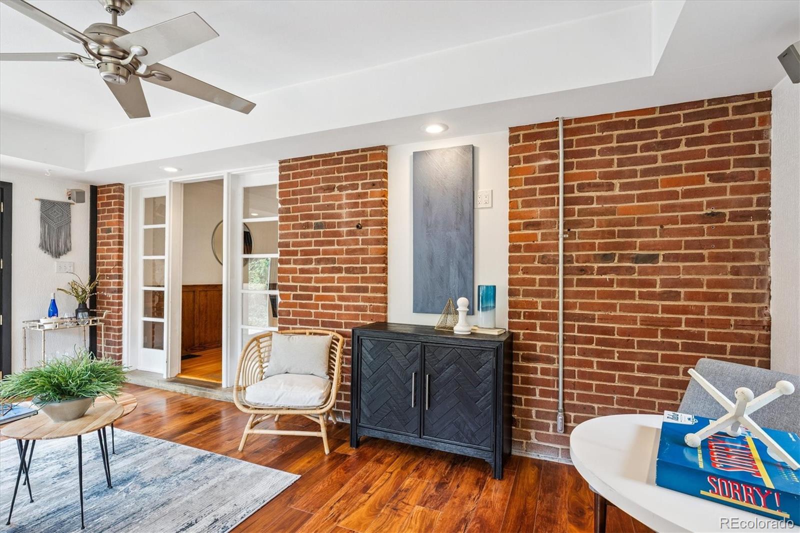MLS Image #11 for 938  krameria street,denver, Colorado