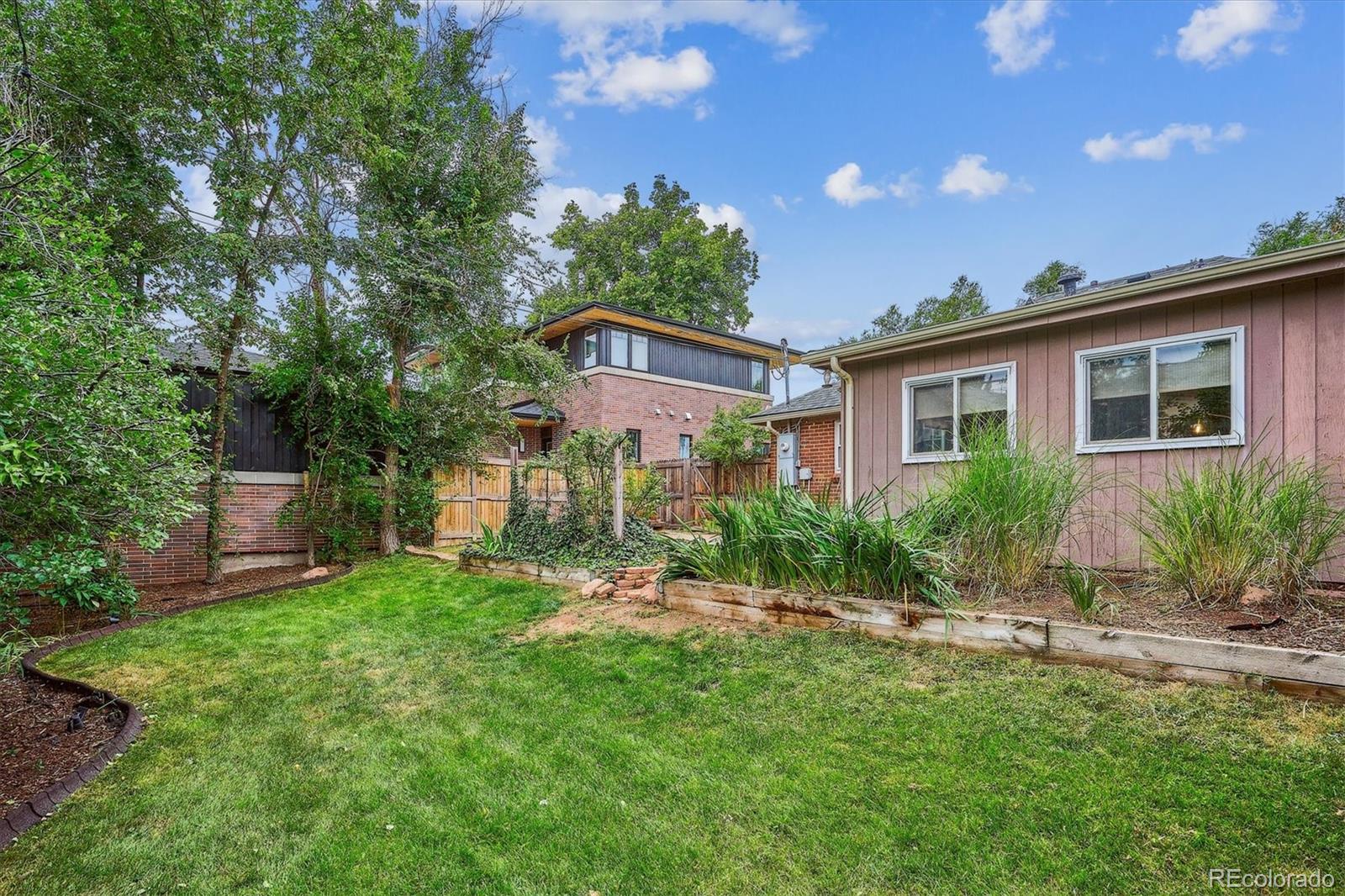 MLS Image #18 for 938  krameria street,denver, Colorado