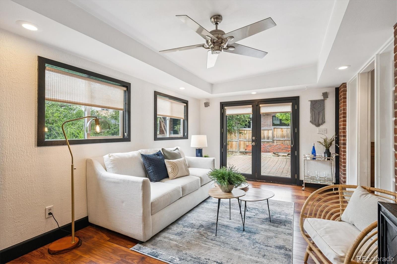 MLS Image #9 for 938  krameria street,denver, Colorado