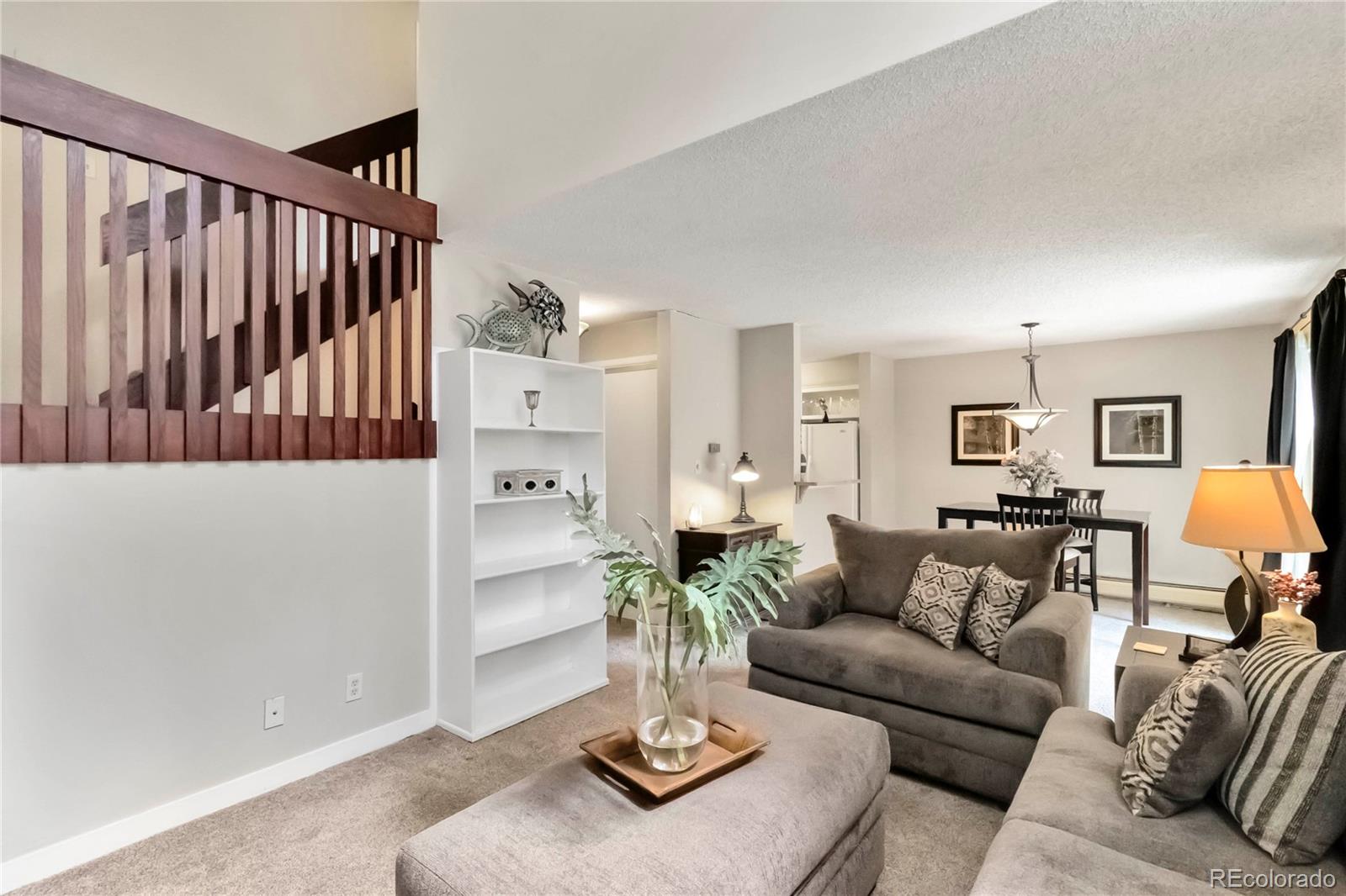 MLS Image #8 for 2835 s monaco parkway,denver, Colorado