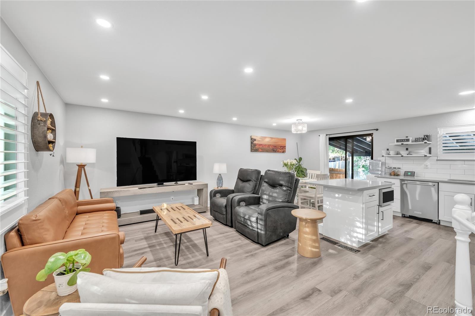 MLS Image #4 for 12297  birch street,thornton, Colorado