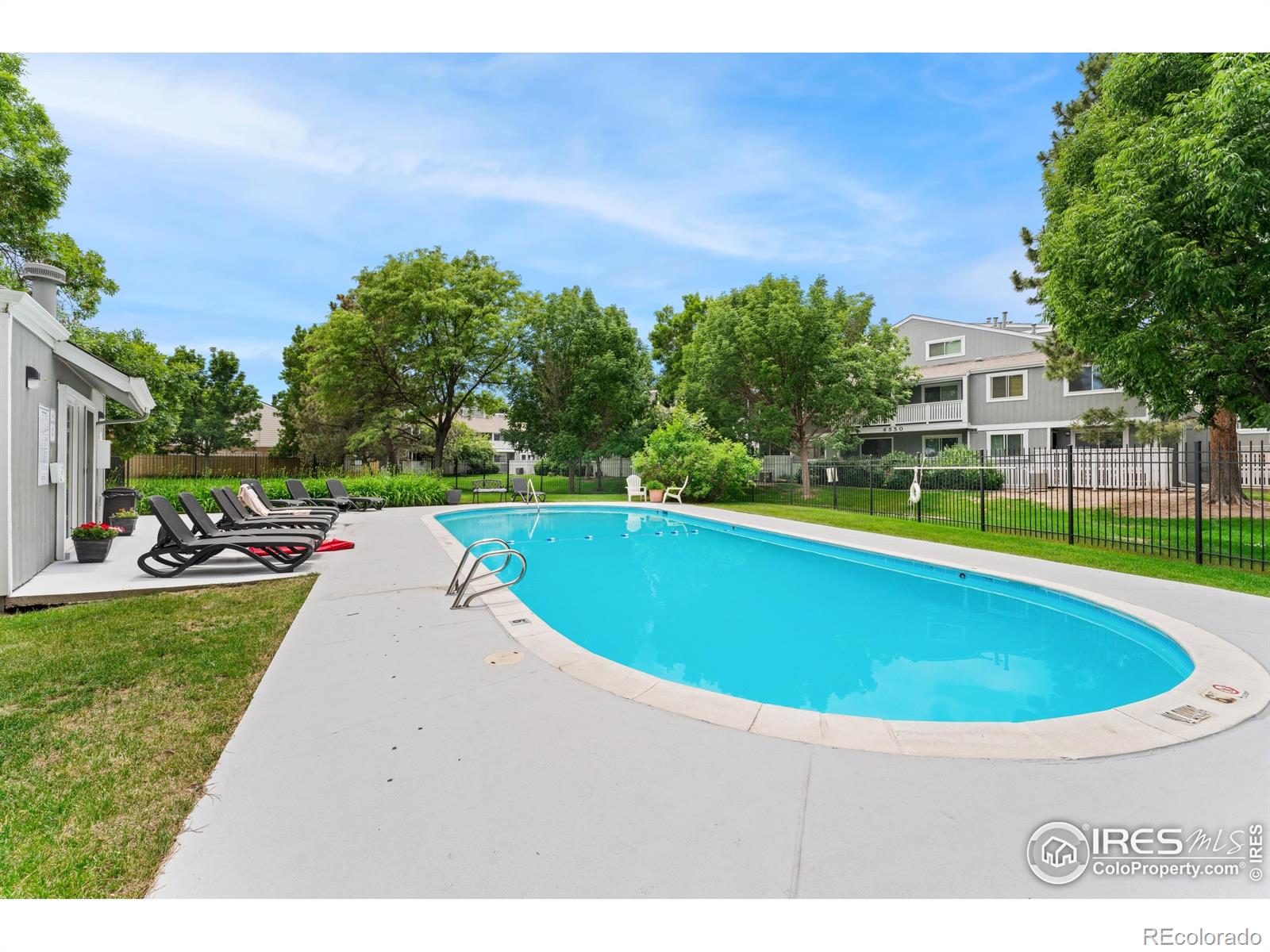 MLS Image #21 for 1160 s monaco parkway,denver, Colorado