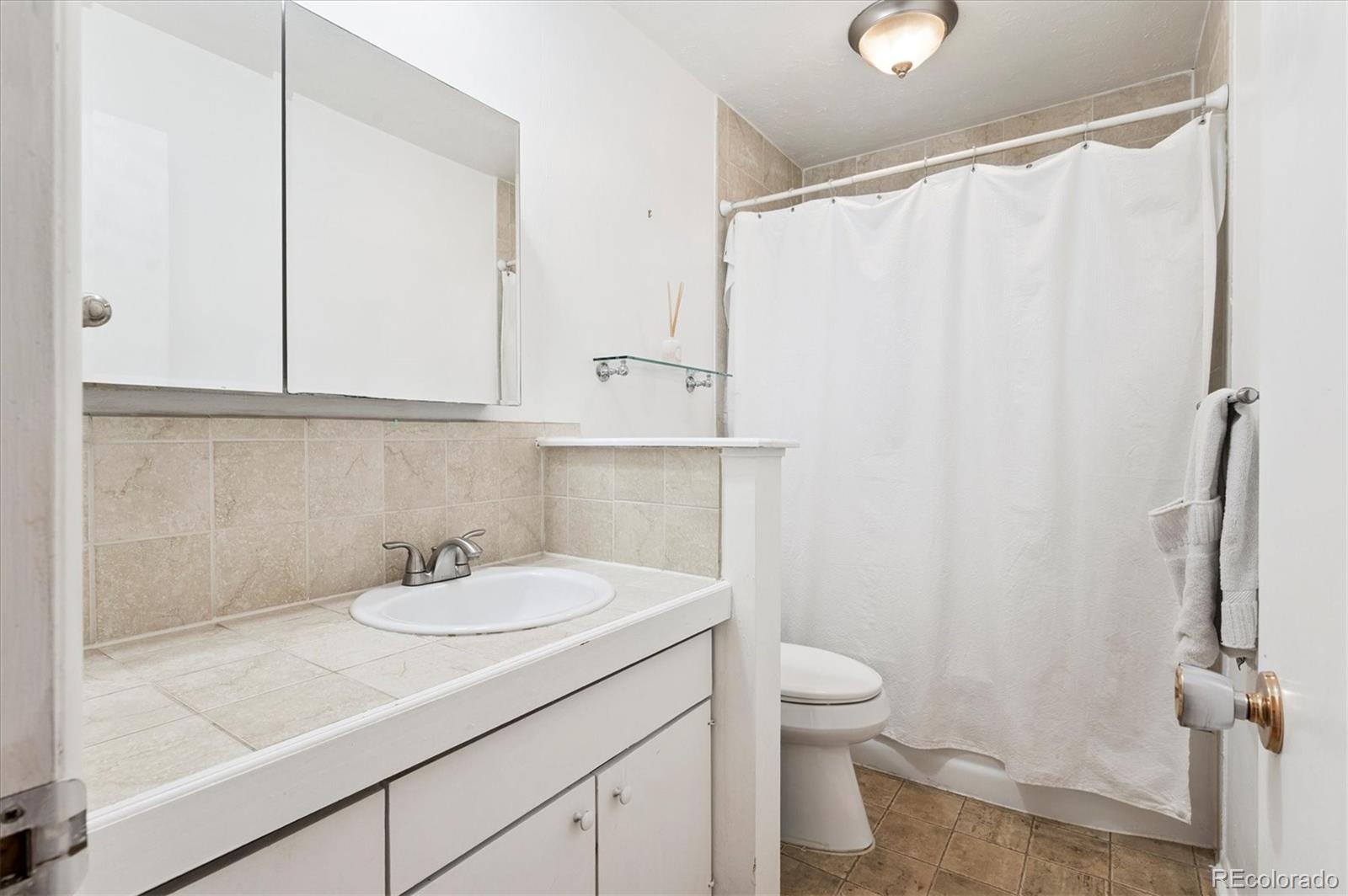 MLS Image #12 for 7873 s vine street,centennial, Colorado