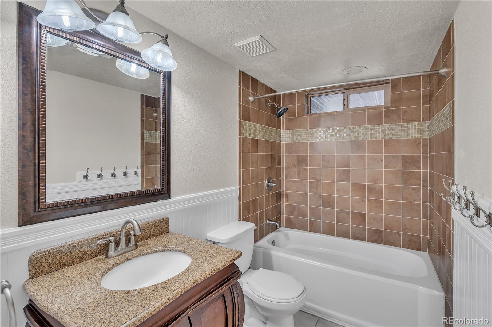 MLS Image #17 for 4421 s abilene circle,aurora, Colorado