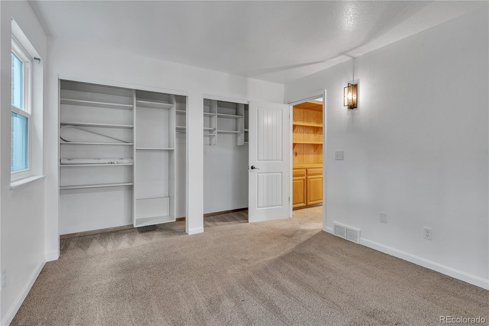 MLS Image #19 for 4421 s abilene circle,aurora, Colorado