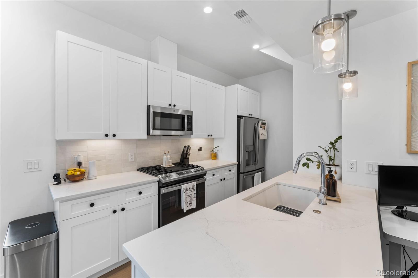 MLS Image #10 for 1232  yates street,denver, Colorado