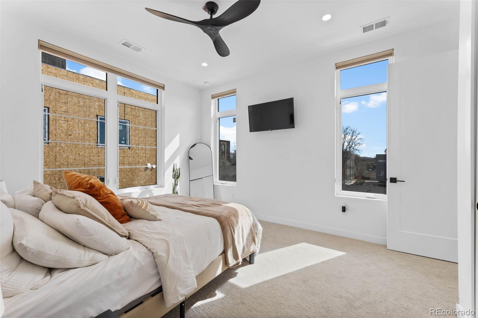 MLS Image #24 for 1232  yates street,denver, Colorado