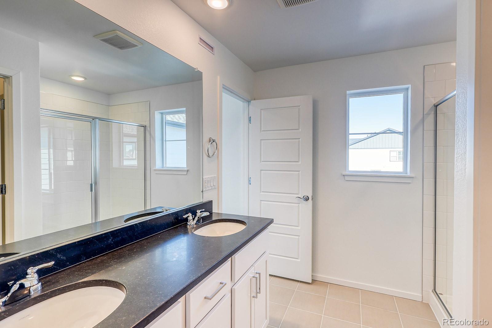 MLS Image #14 for 21242 e 63rd drive,aurora, Colorado