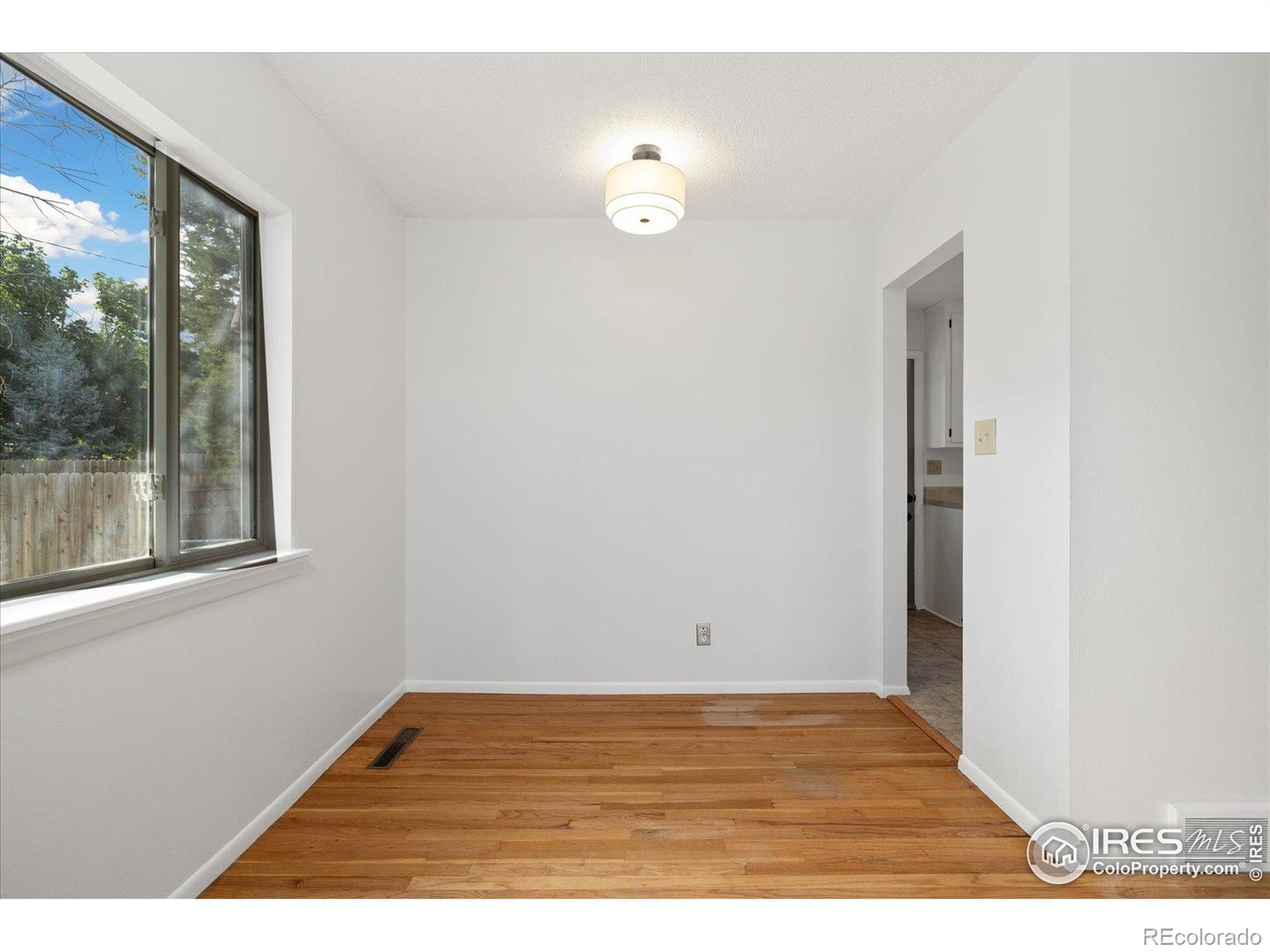 MLS Image #10 for 3102 e san miguel street,colorado springs, Colorado