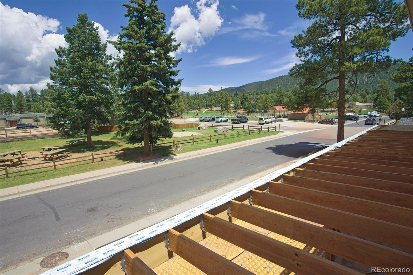 CMA Image for 201 W Henrietta Avenue,Woodland Park, Colorado