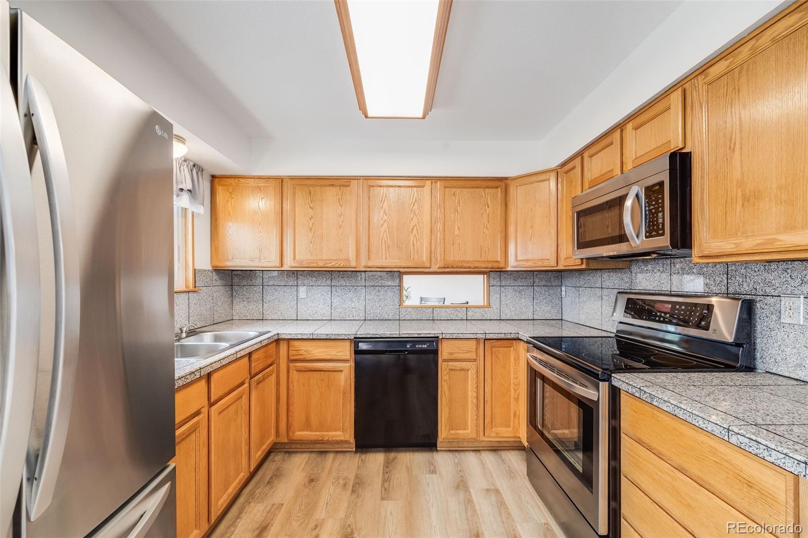 MLS Image #9 for 7350  devinney court,arvada, Colorado