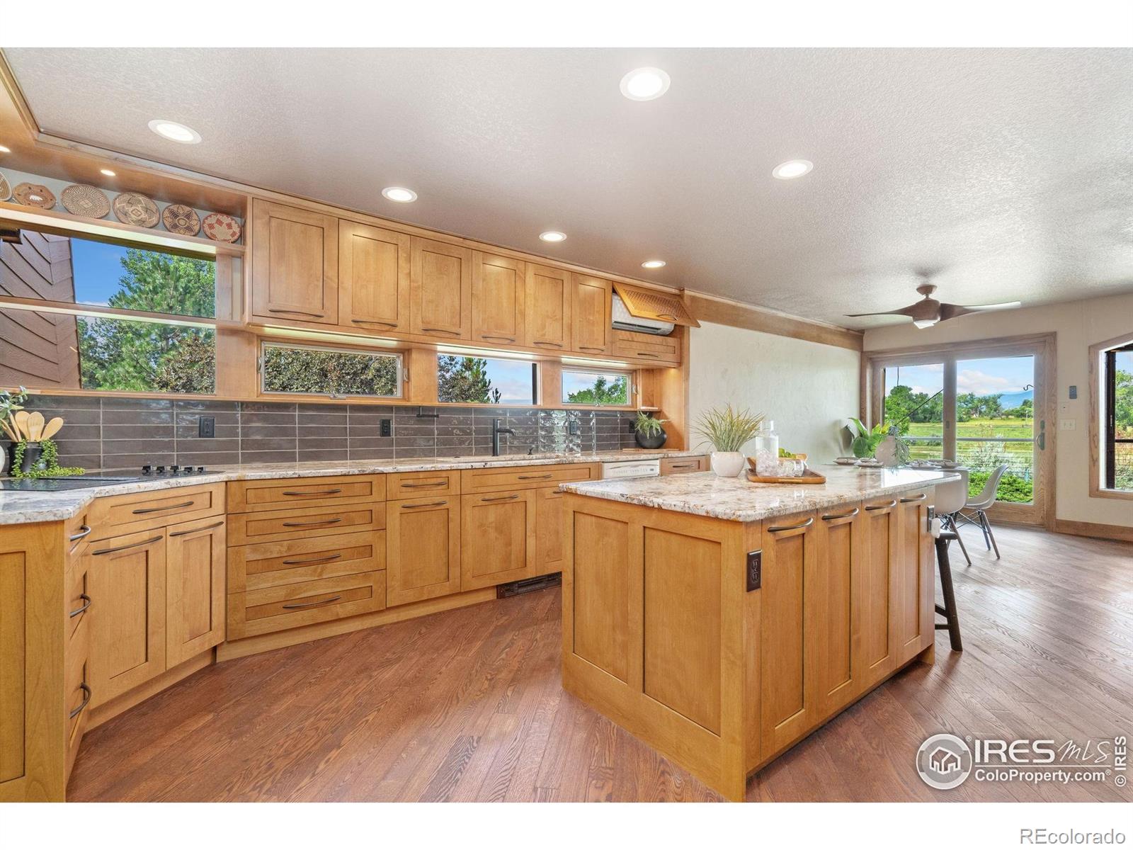 MLS Image #11 for 3705  el caminito court,loveland, Colorado