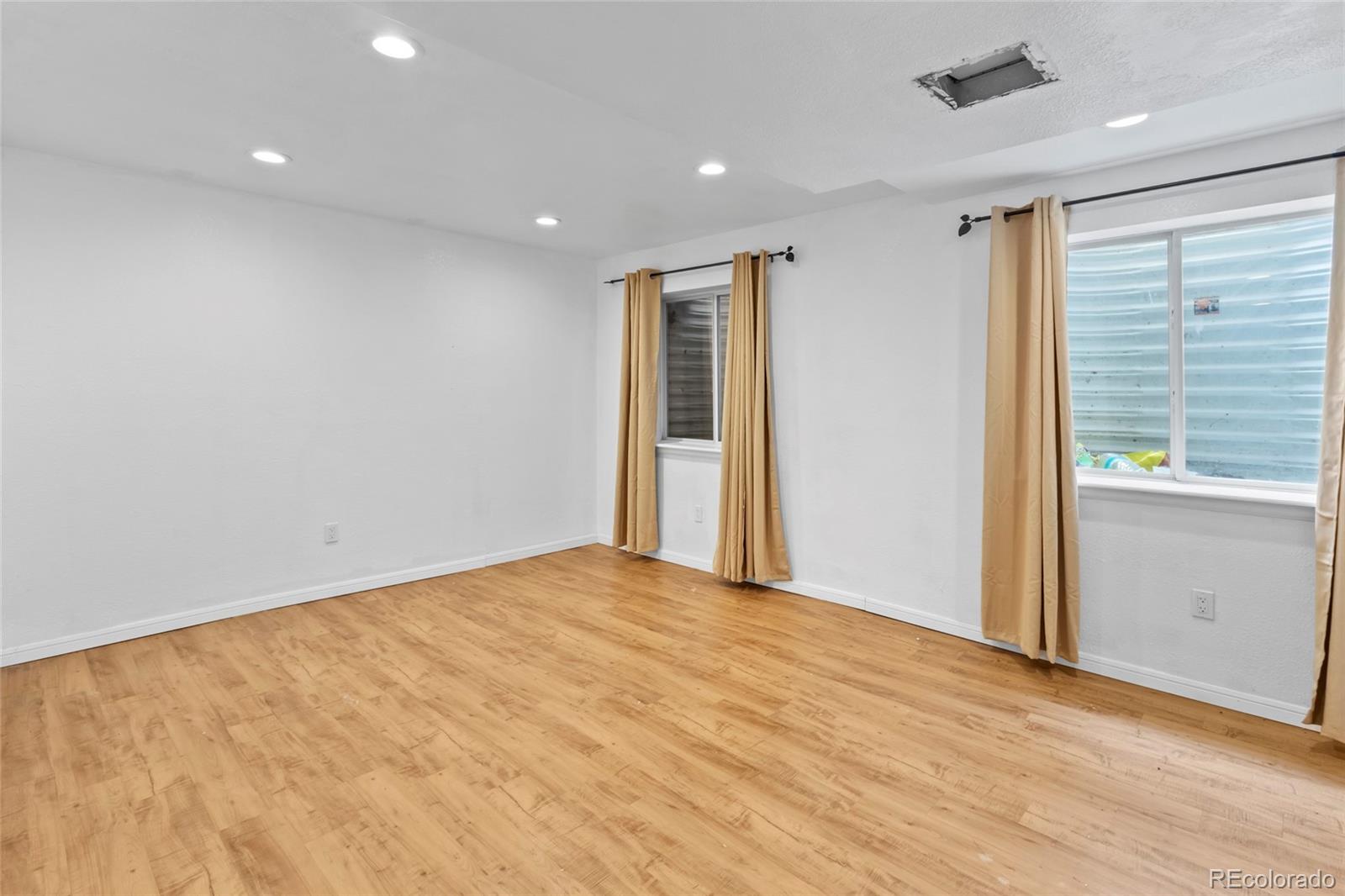 MLS Image #19 for 10173  pagosa street,commerce city, Colorado