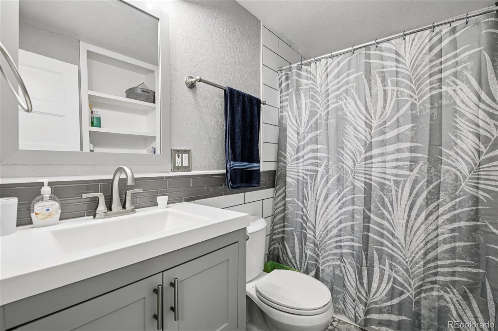 MLS Image #13 for 2940 w 54th avenue,denver, Colorado