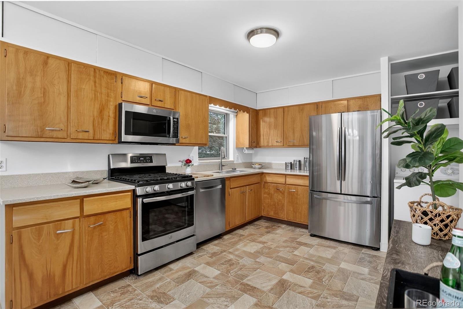 MLS Image #10 for 2573  braun court,golden, Colorado