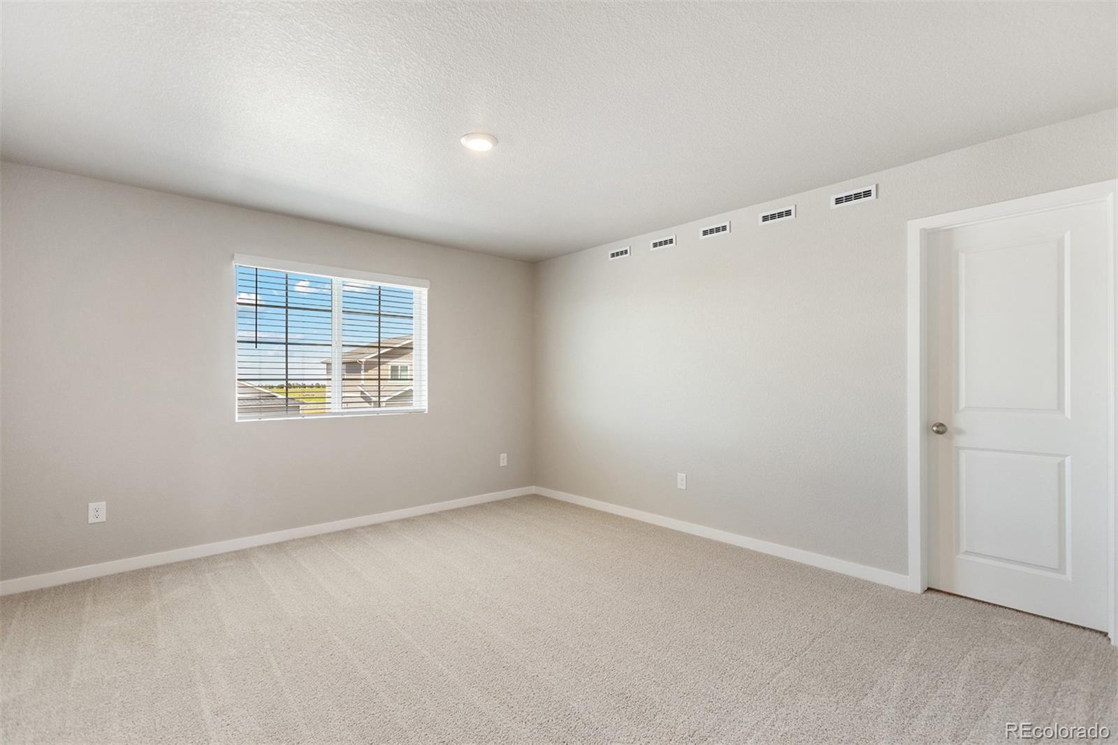 MLS Image #9 for 48285  shetland drive,bennett, Colorado