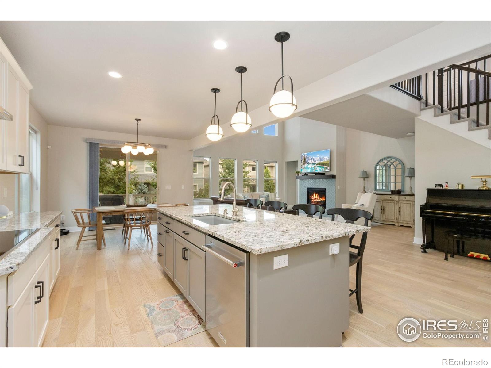 MLS Image #6 for 5914  medlar place,fort collins, Colorado