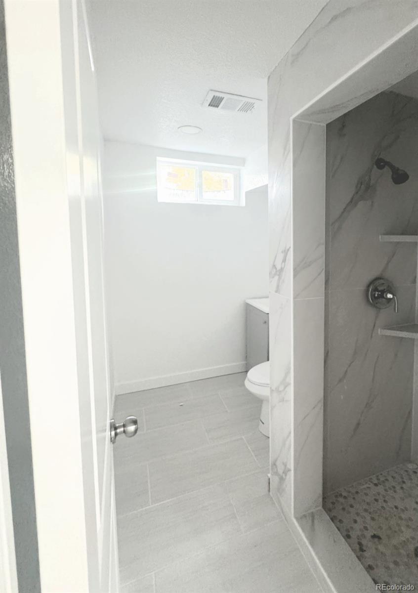 MLS Image #4 for 7210  alan drive,denver, Colorado