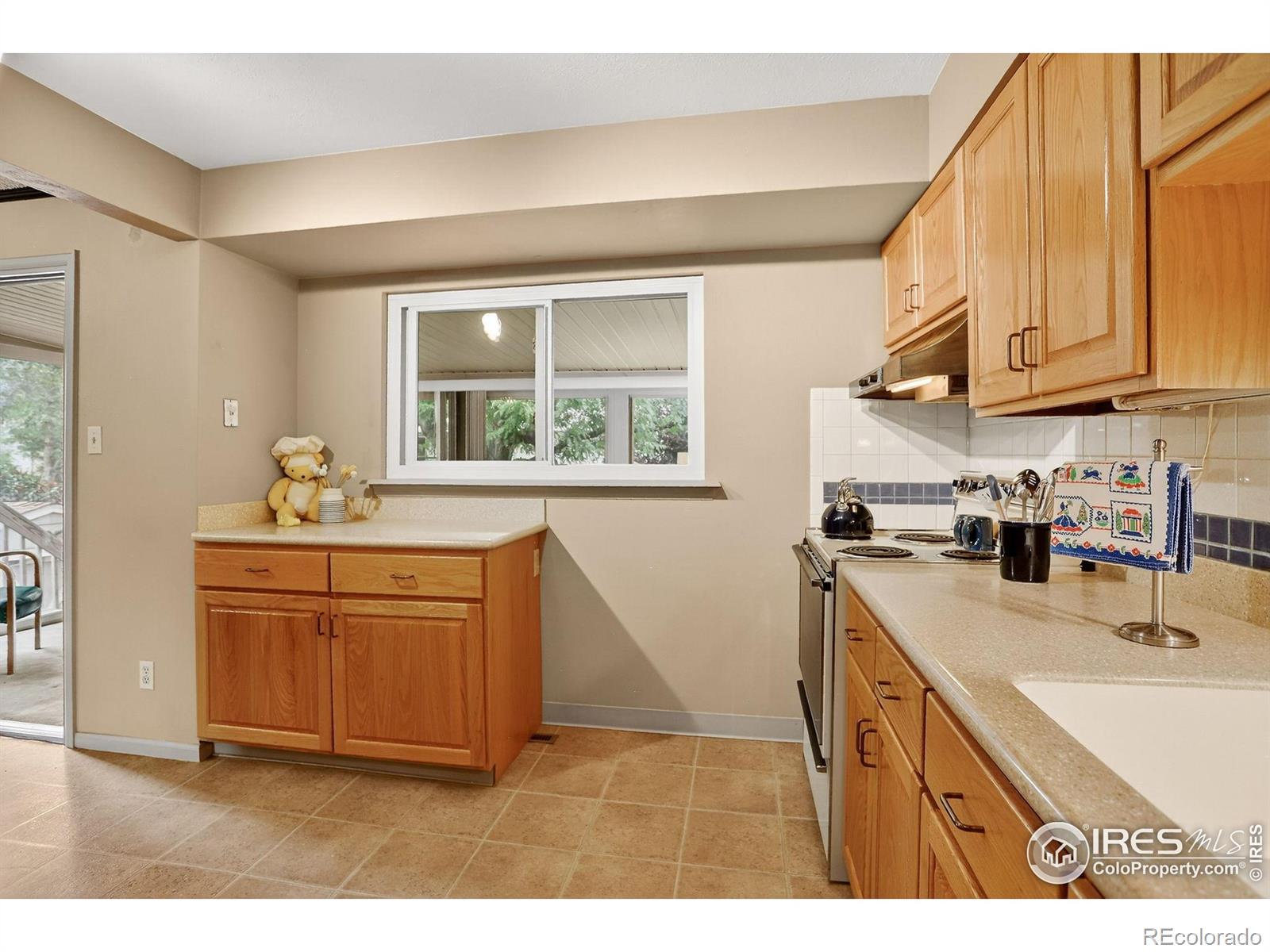 MLS Image #11 for 1327  brookfield drive,longmont, Colorado