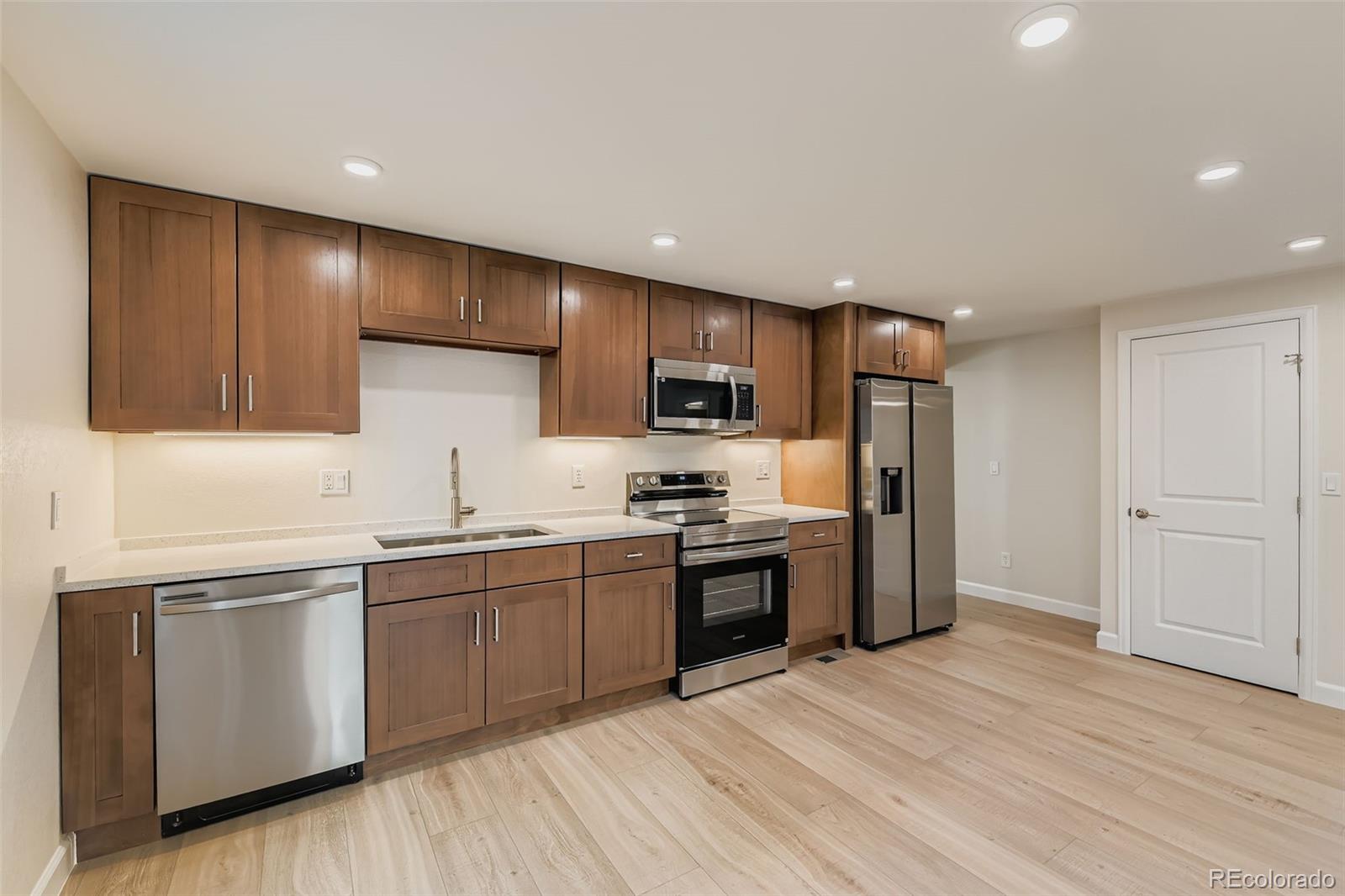 MLS Image #6 for 6771  bellaire street,commerce city, Colorado