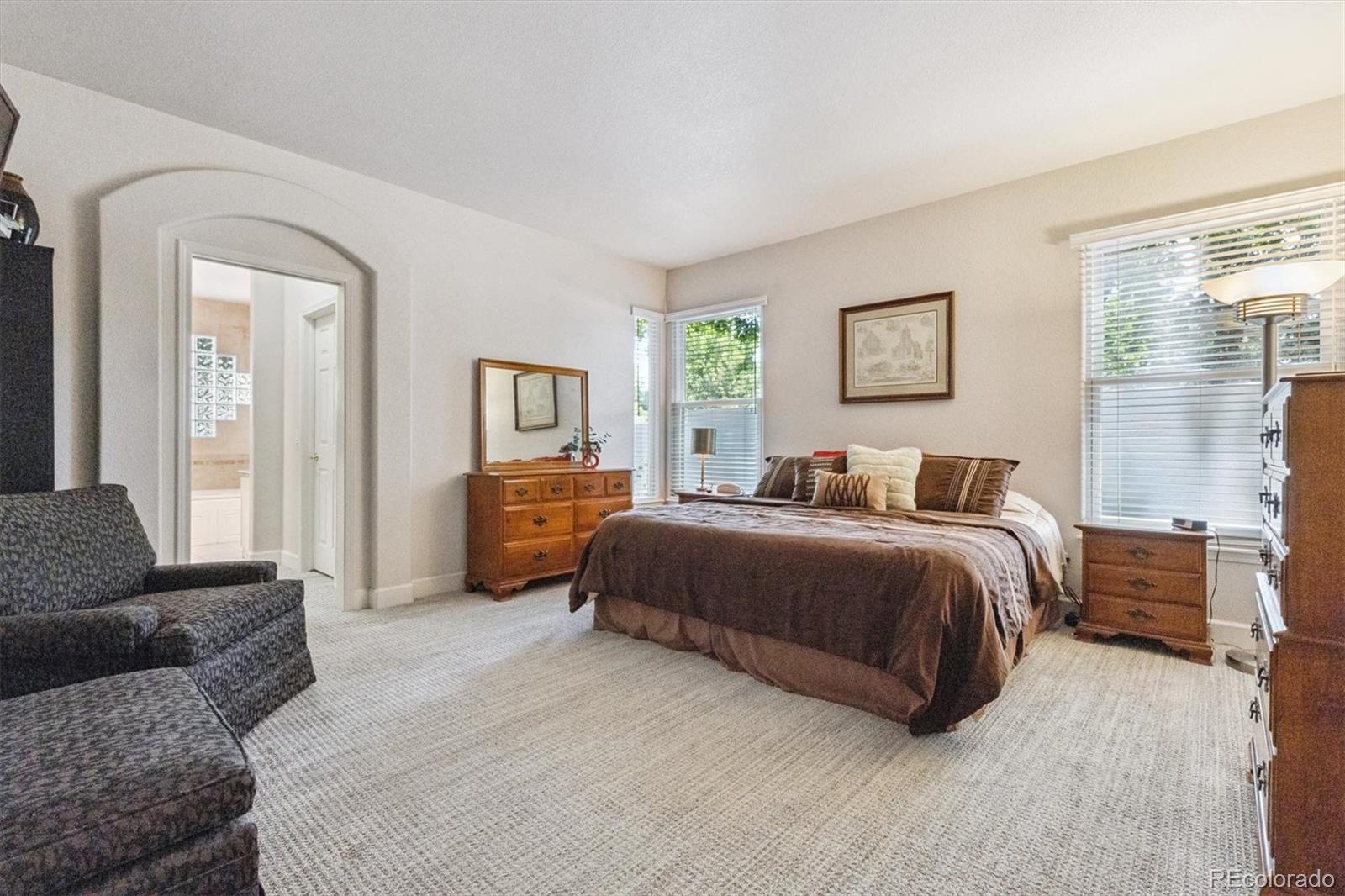 MLS Image #13 for 9691 e arbor place,englewood, Colorado