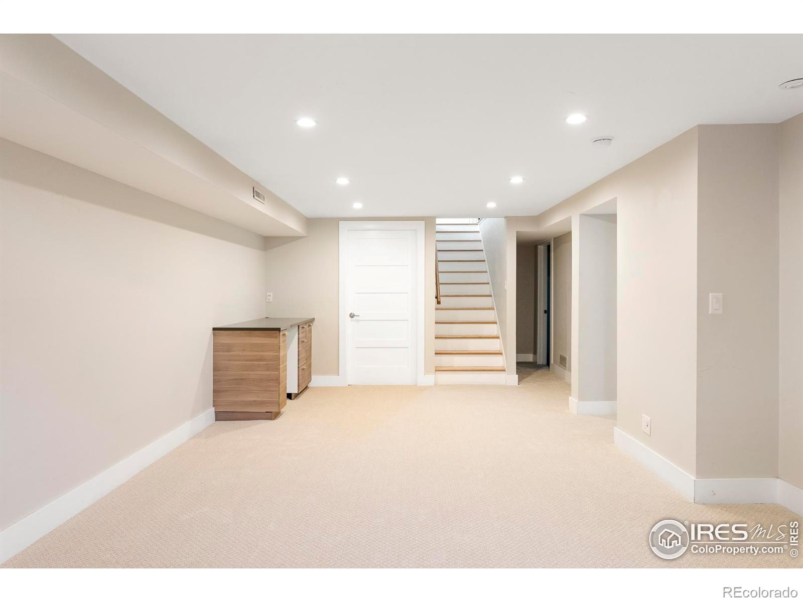 MLS Image #22 for 260 s jasmine street,denver, Colorado