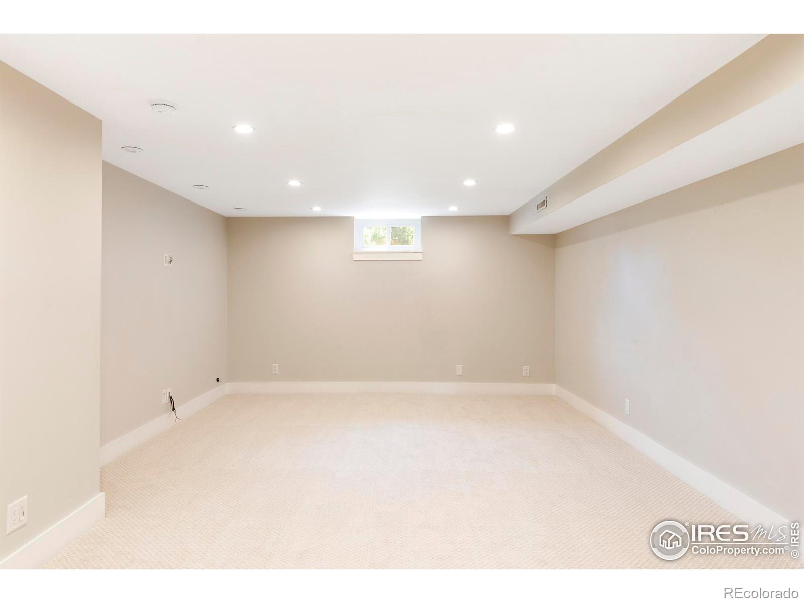 MLS Image #23 for 260 s jasmine street,denver, Colorado