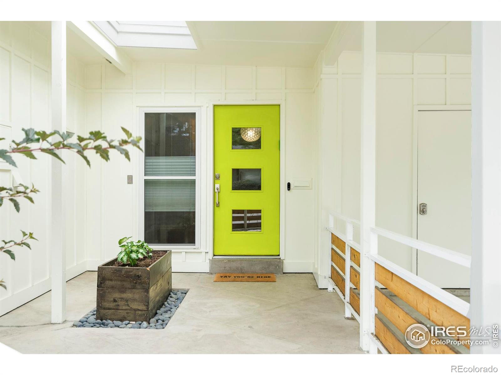 MLS Image #3 for 260 s jasmine street,denver, Colorado