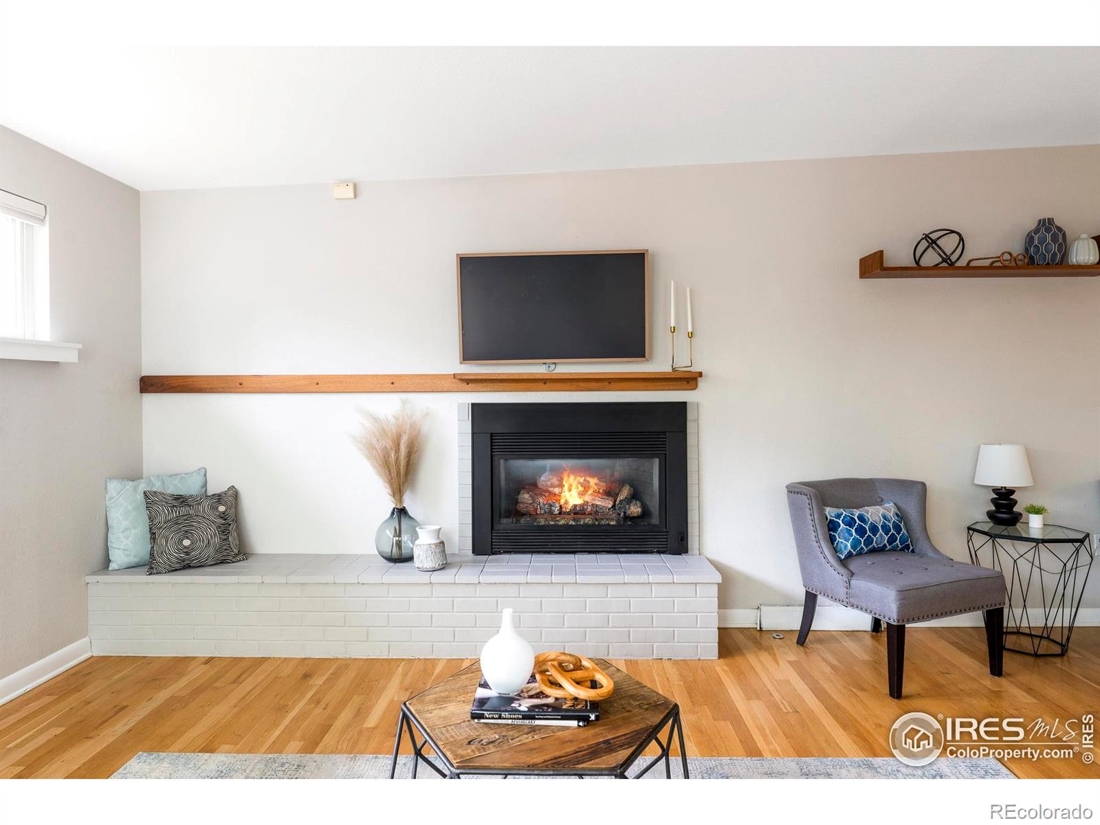 MLS Image #6 for 260 s jasmine street,denver, Colorado