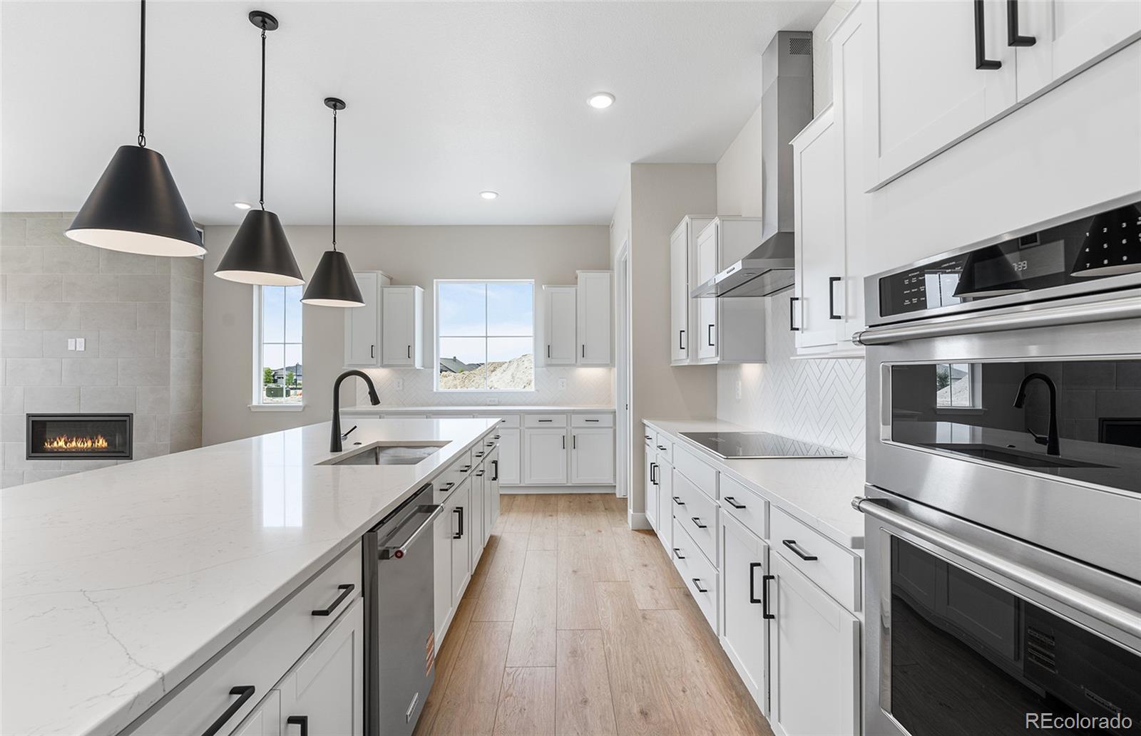 MLS Image #5 for 8831 s quemoy street,aurora, Colorado