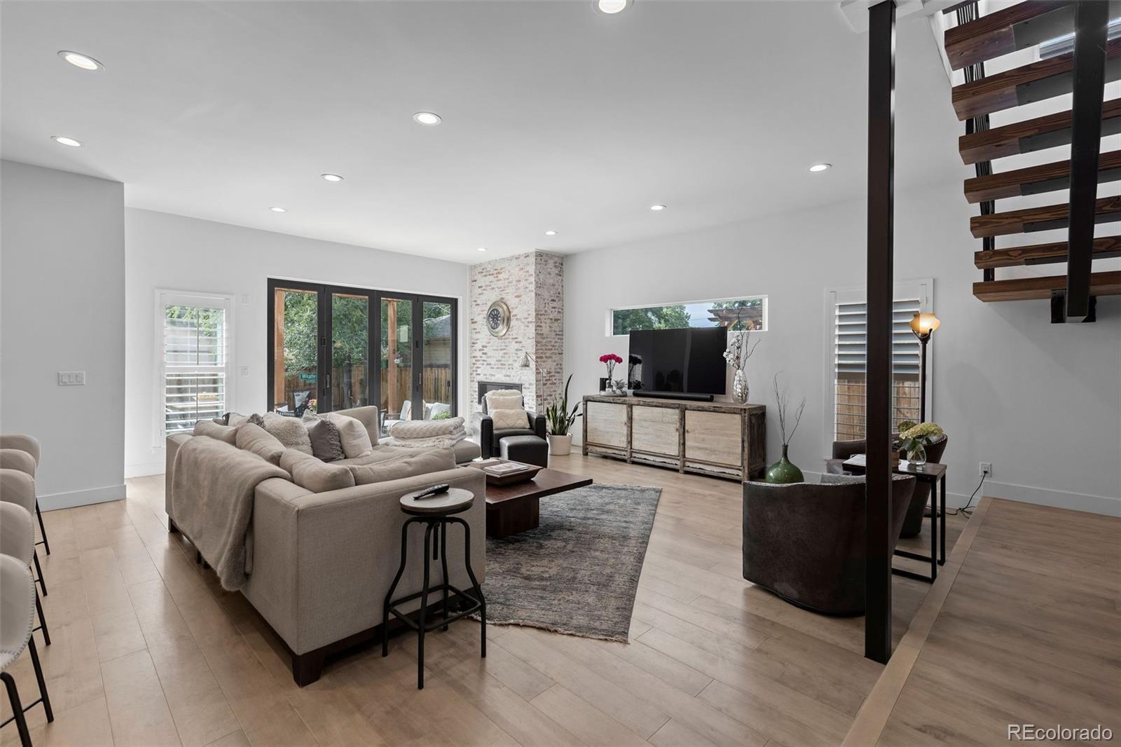 MLS Image #18 for 2283 s franklin street,denver, Colorado