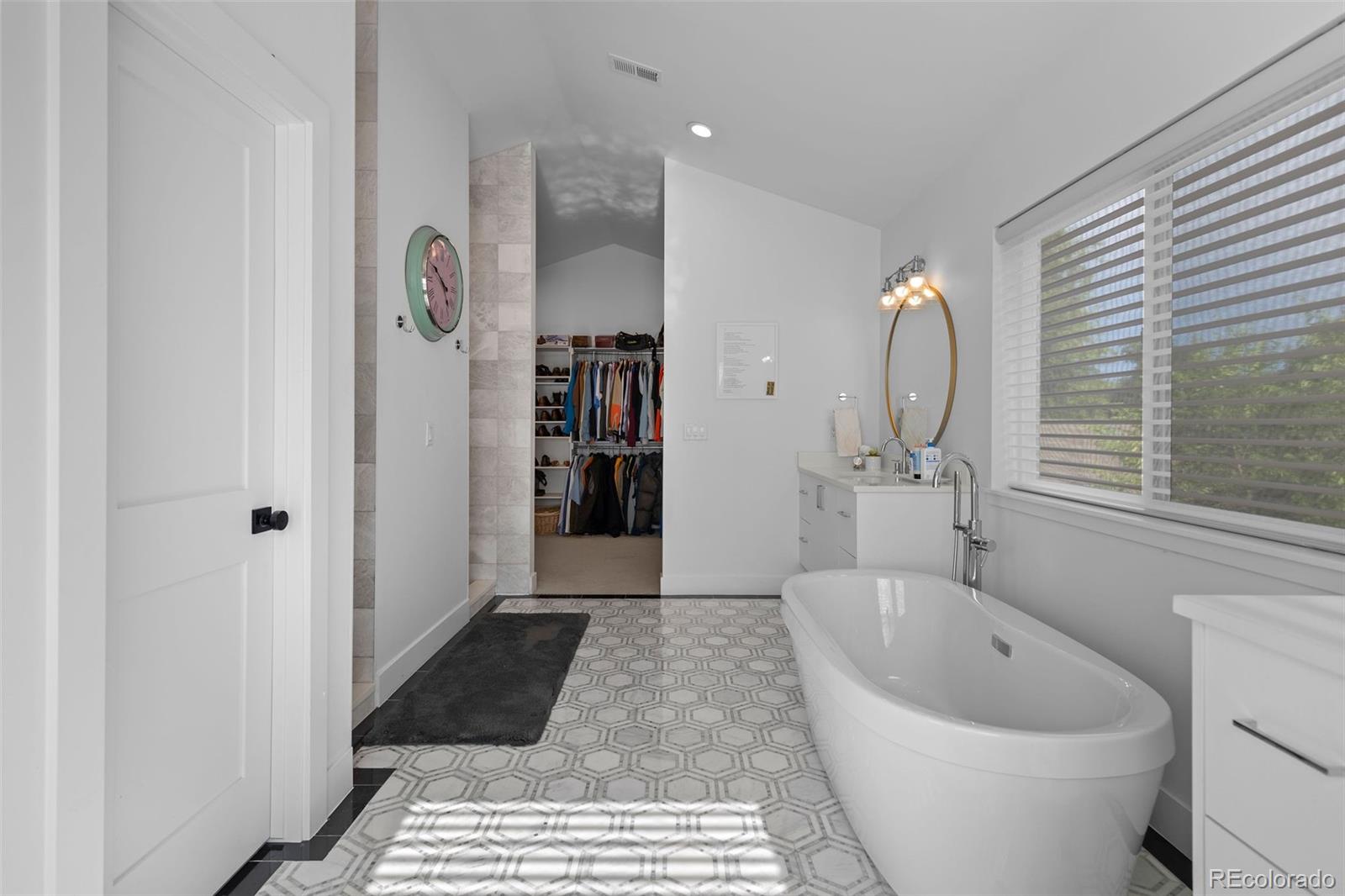 MLS Image #40 for 2283 s franklin street,denver, Colorado