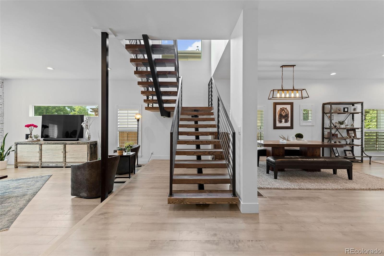 MLS Image #7 for 2283 s franklin street,denver, Colorado