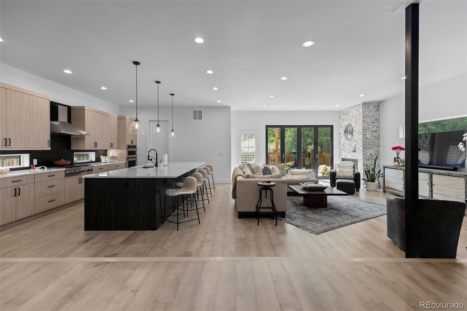 MLS Image #8 for 2283 s franklin street,denver, Colorado