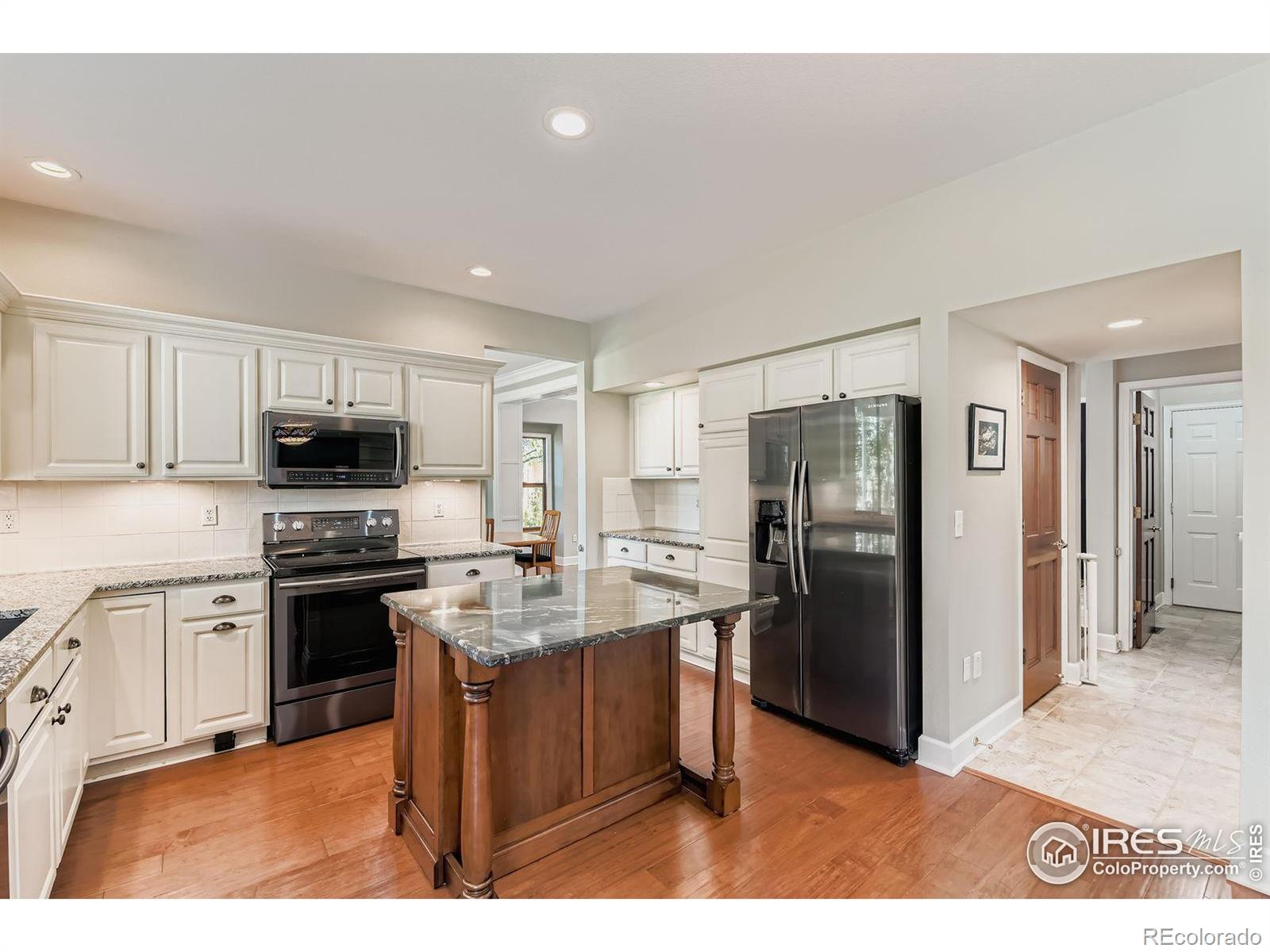 MLS Image #3 for 1612  zinnia circle,lafayette, Colorado