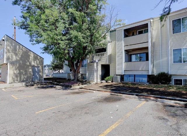 MLS Image #9 for 10702 e exposition avenue,aurora, Colorado