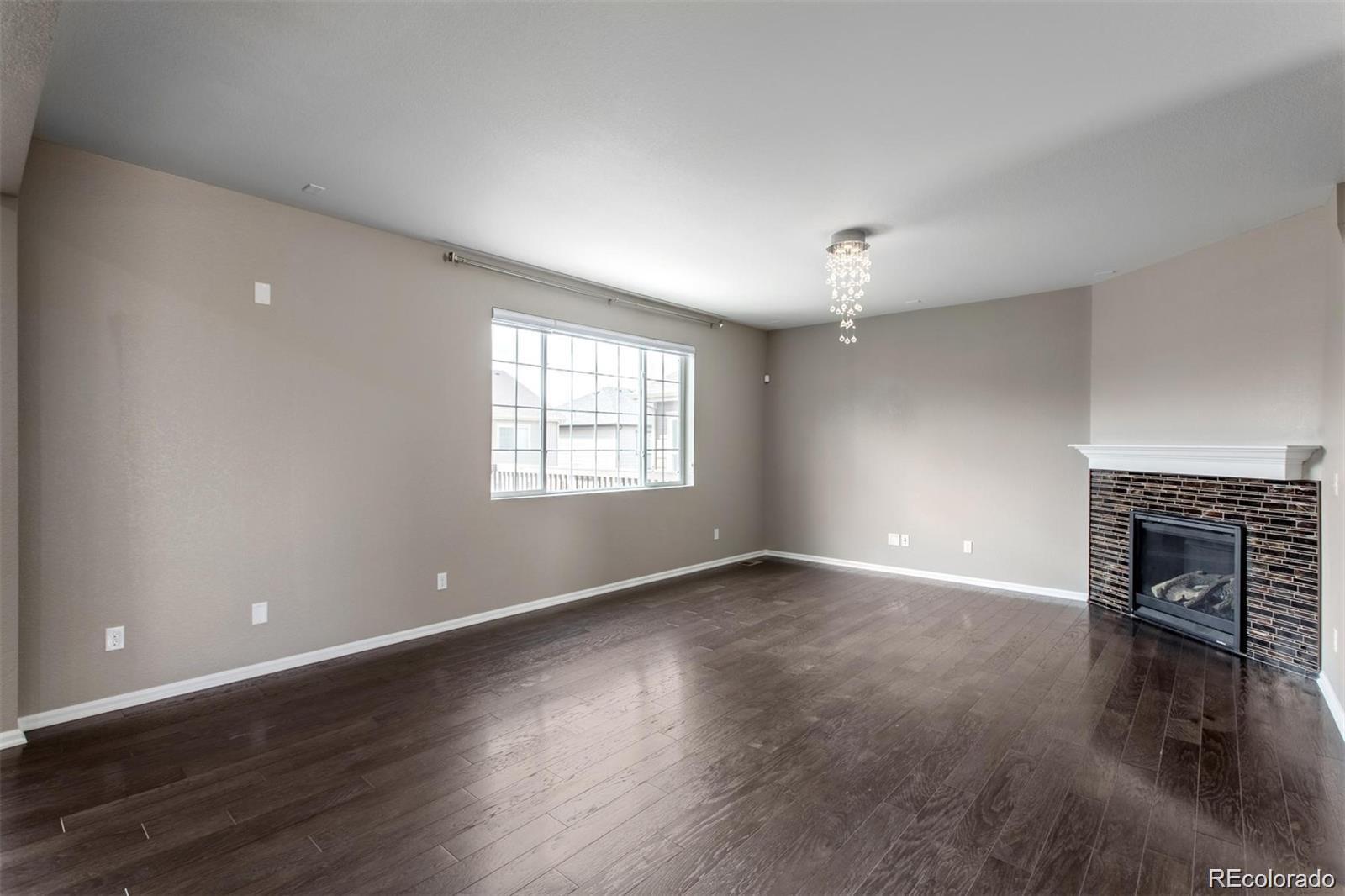 MLS Image #2 for 4981 s versailles circle,aurora, Colorado