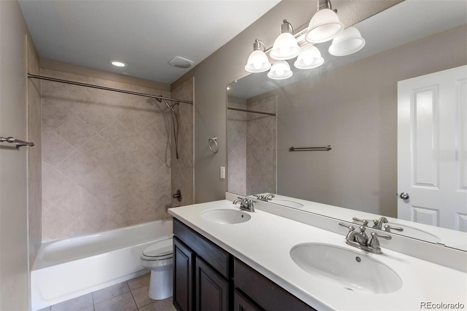MLS Image #9 for 4981 s versailles circle,aurora, Colorado