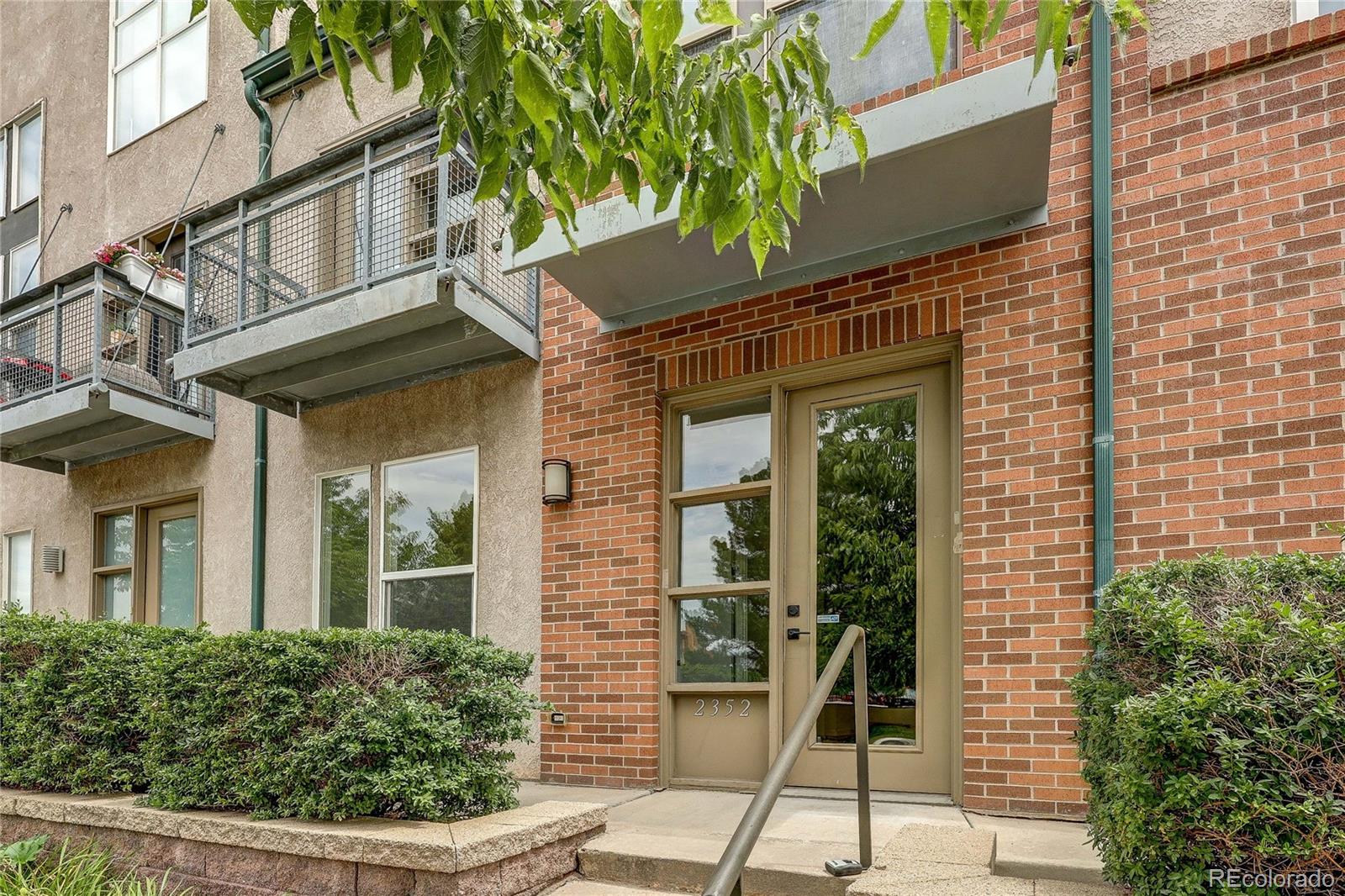 MLS Image #1 for 2352 s xanadu way,aurora, Colorado