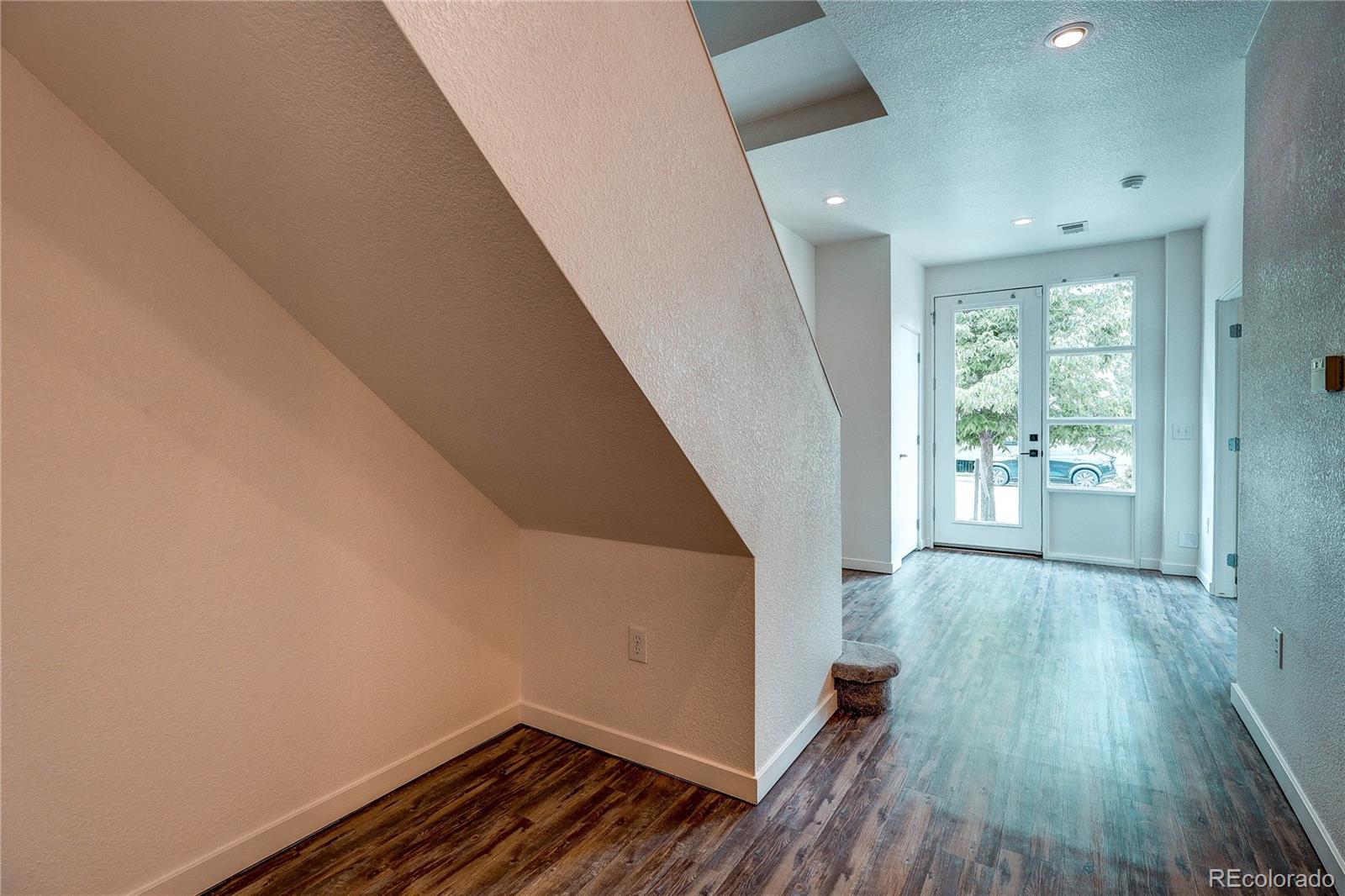 MLS Image #7 for 2352 s xanadu way,aurora, Colorado