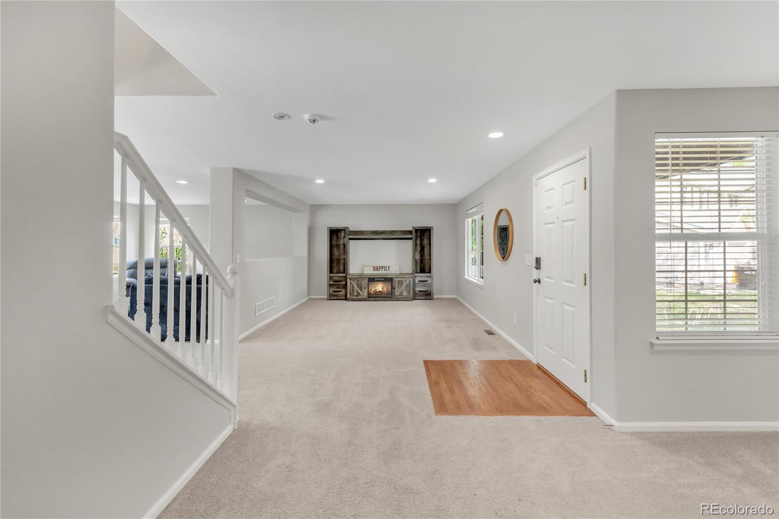 MLS Image #4 for 5247 s riviera circle,aurora, Colorado
