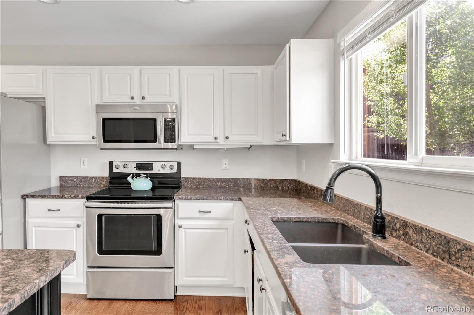 MLS Image #8 for 5247 s riviera circle,aurora, Colorado