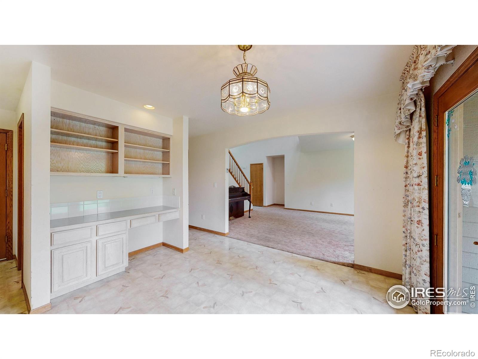 MLS Image #14 for 2406  pine needle court,fort collins, Colorado