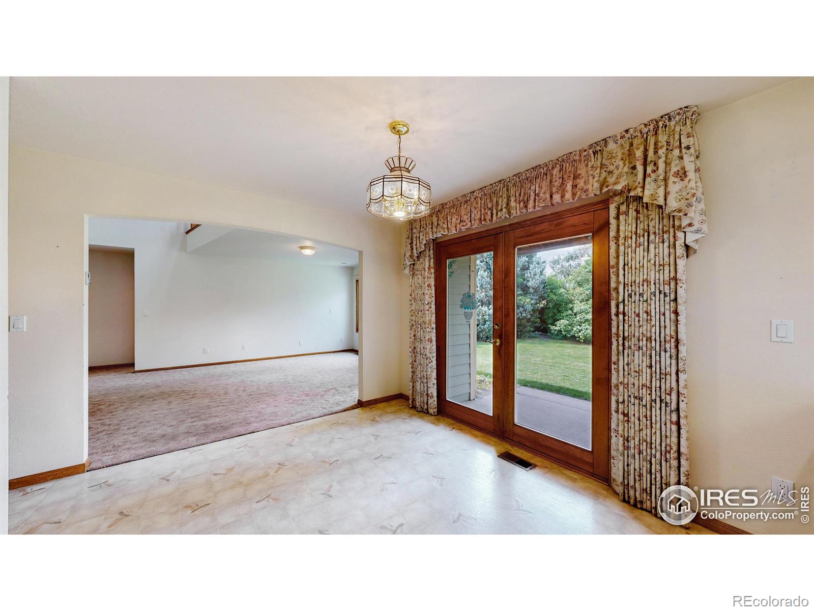 MLS Image #15 for 2406  pine needle court,fort collins, Colorado