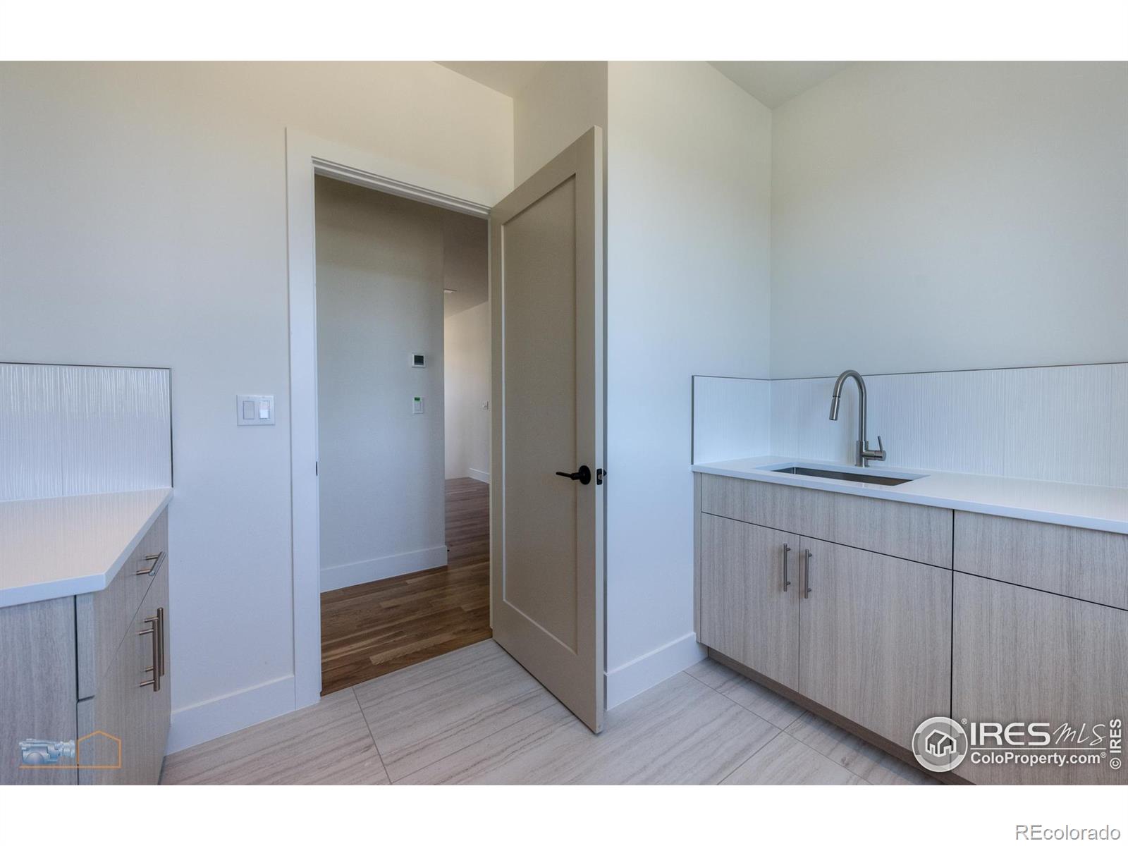 MLS Image #33 for 2305  glacier court,lafayette, Colorado