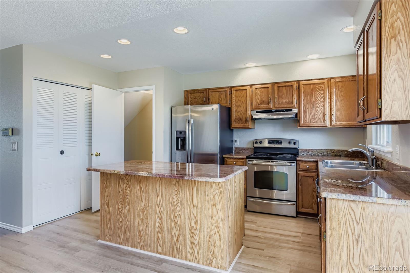 MLS Image #7 for 6753 s independence street,littleton, Colorado